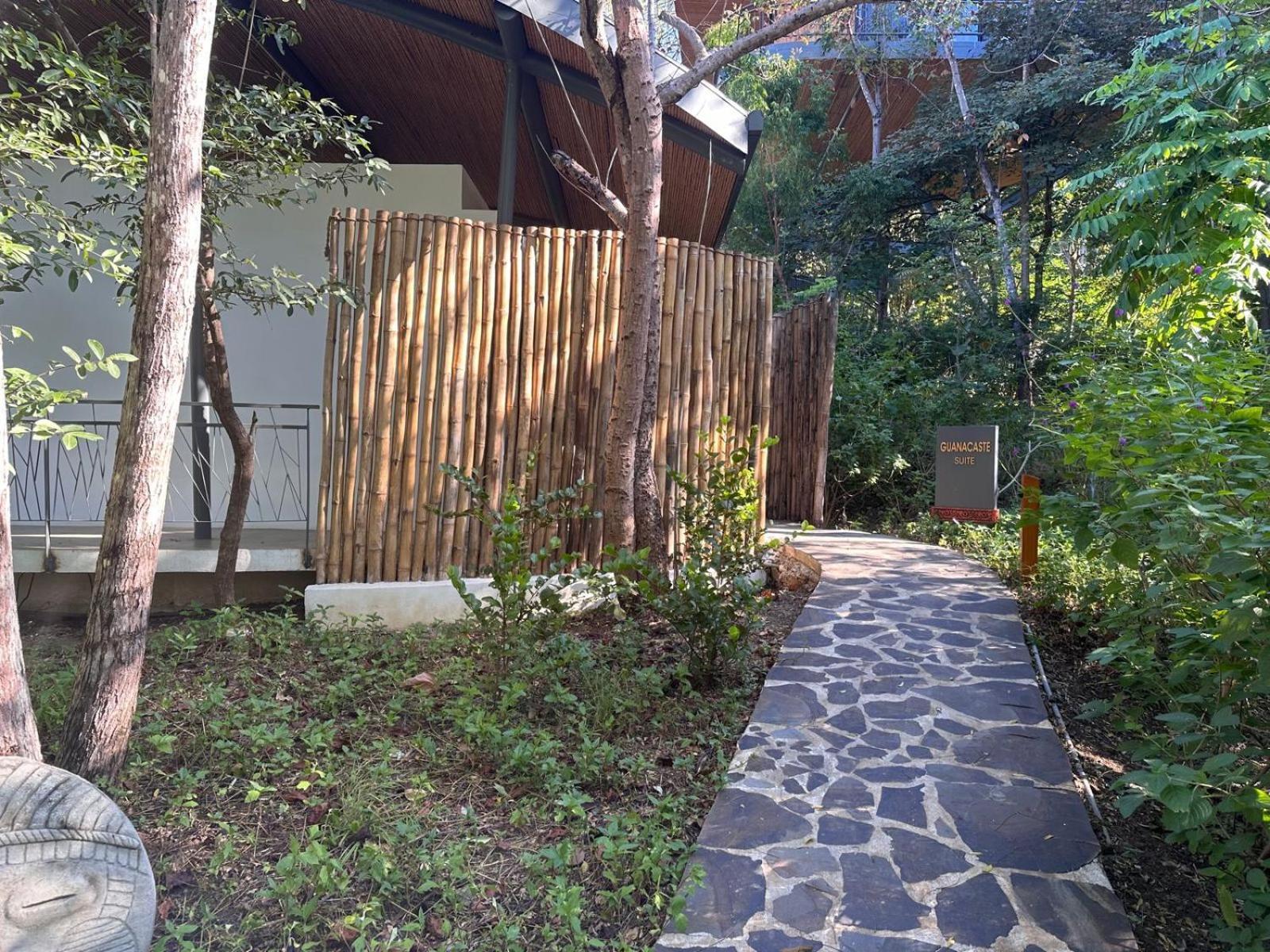 Suitree Experience Hotel Sardinal Exterior photo
